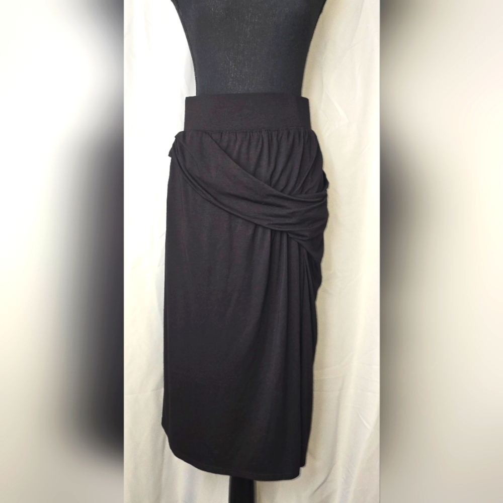 🖤NWOT DKNY JERSEY MATERIAL FAUX WRAP STYLE SKIRT. SIZE S